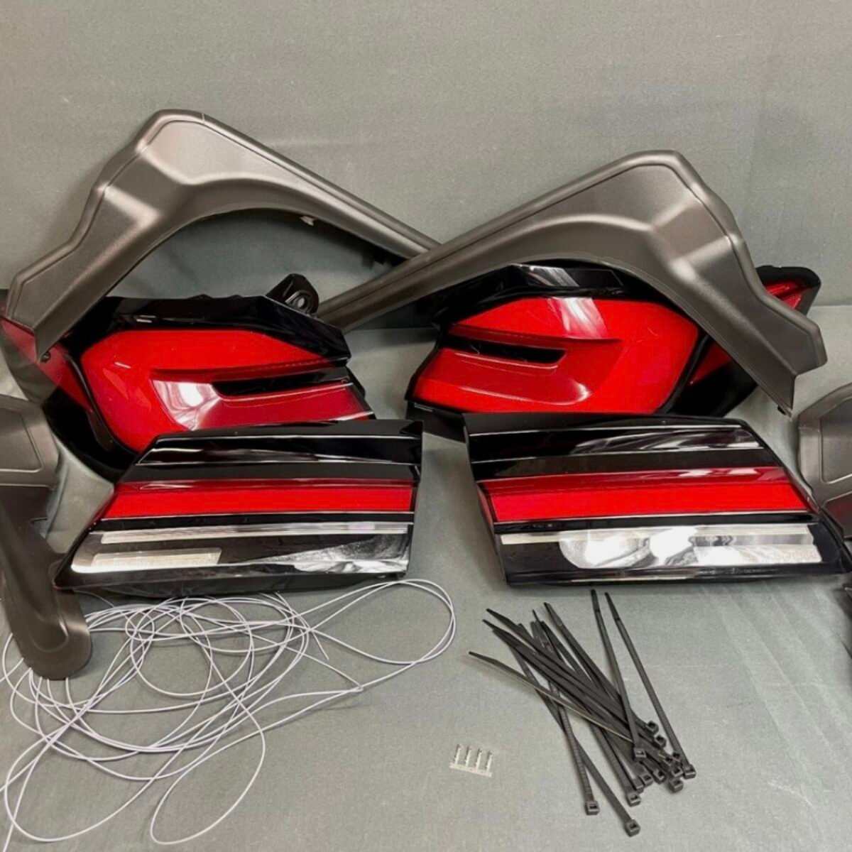 OEM BMW F90 G30 G38 M5 Rear Tail Light Led Set 63135A2AEC0