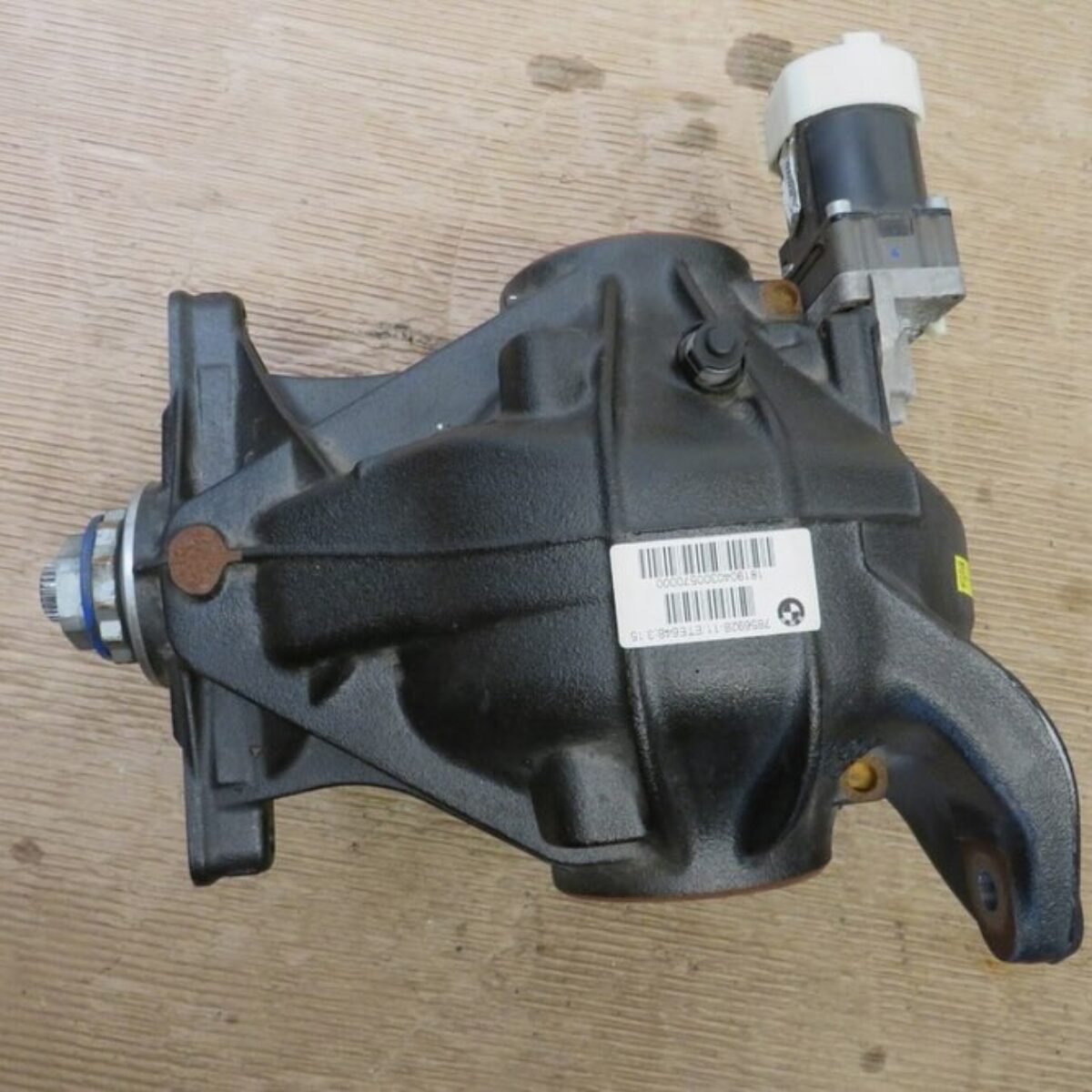 BMW M5 F90 F91 F92 M8 AWD rear differential gear ratio 3.15 OEM