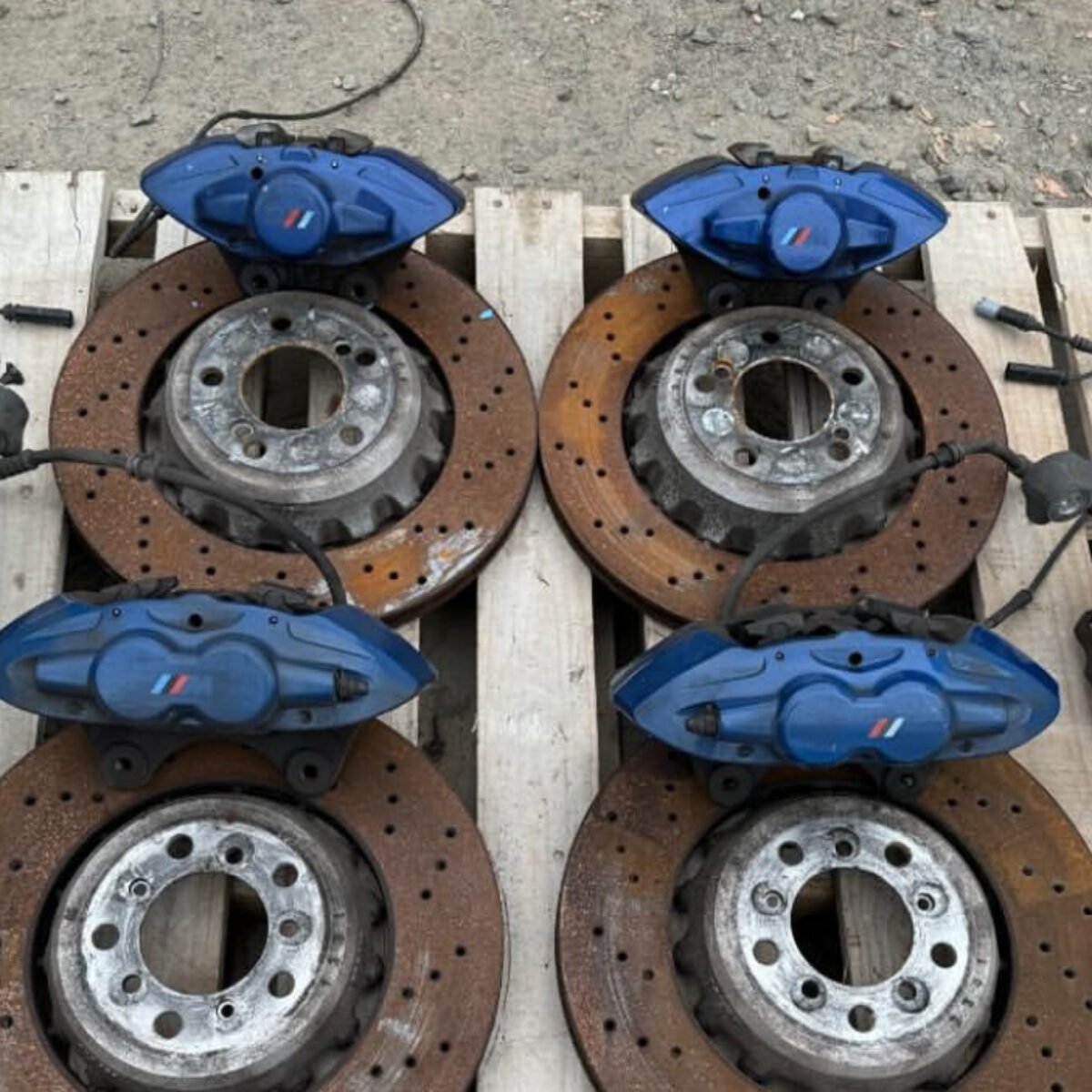 BMW E9x M3 08-13 Retrofit Kit F8x M3 M4 Caliper + Rotors