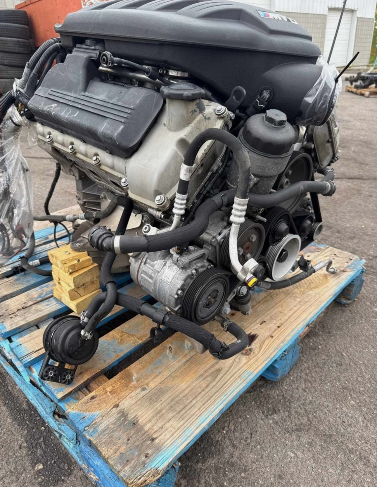 BMW E92 M3 2009 S65 Complete Engine - Image 4