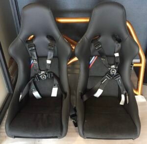 BMW M4 GTS RECARO BUCKET SEATS WITH ROLL CAGE