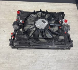BMW F90 F91 F92 F93 M5 M8 FRONT ENGINE COOLING FAN RADIATORS ASSEMBLY