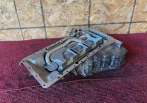BMW 2012-2019 F06 F13 F10 M6 M5 S63 ENGINE MOTOR UPPER OIL PAN OEM
