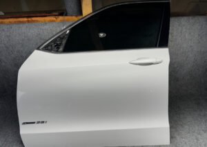 BMW 14-18 F15 F85 Front Left Driver Side Door Shell Complete White 300 OEM 81k