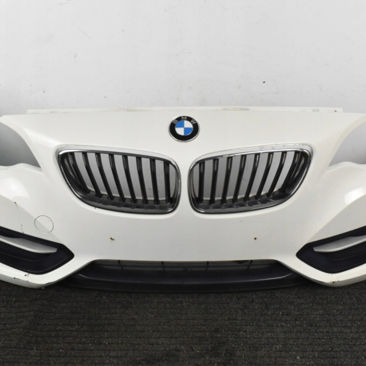 BMW 2 f22 f23 sport front bumper  alpinweiss