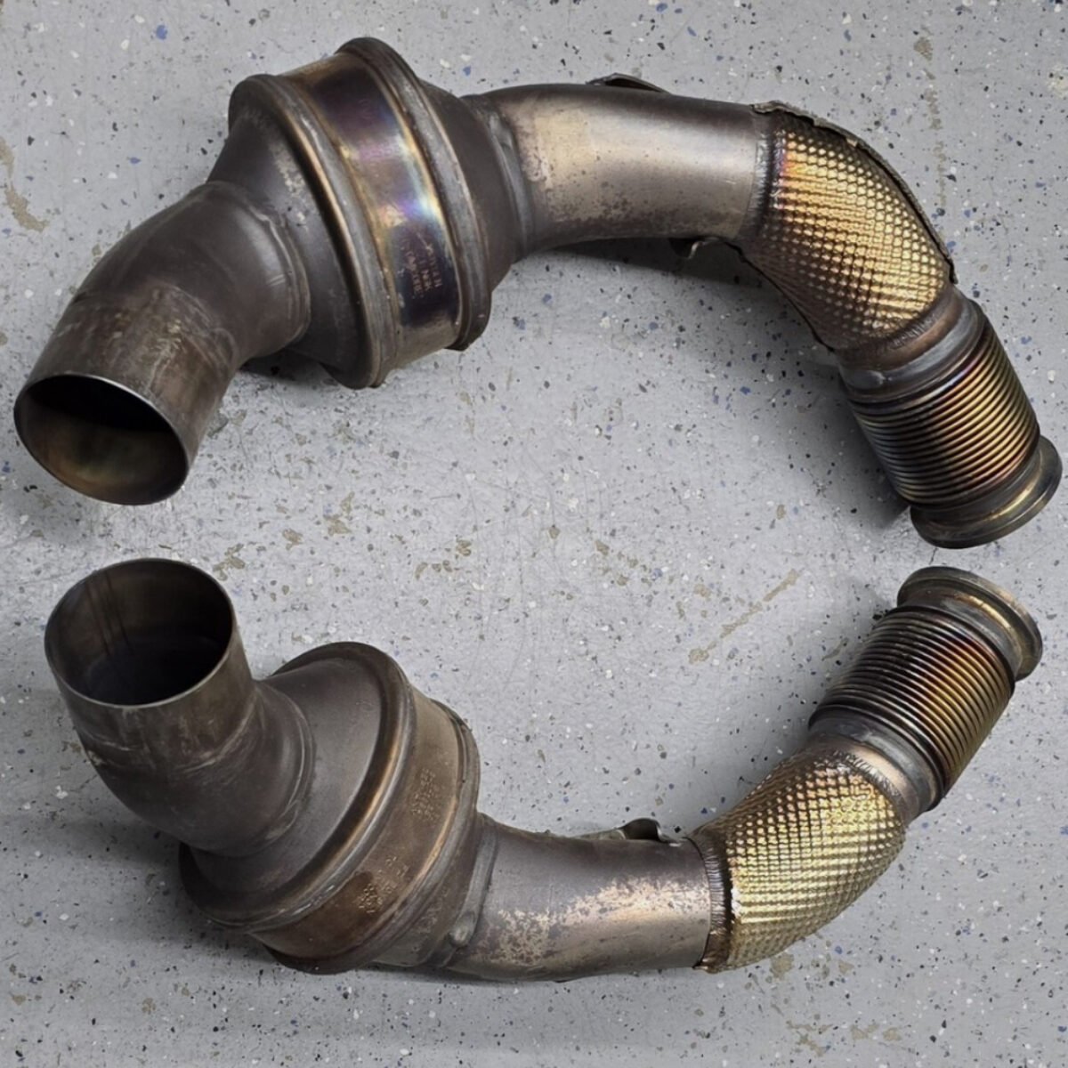 BMW F90 M5 F91 F92 F93 M8 LEFT RIGHT EXHAUST PIPE OEM Muffler