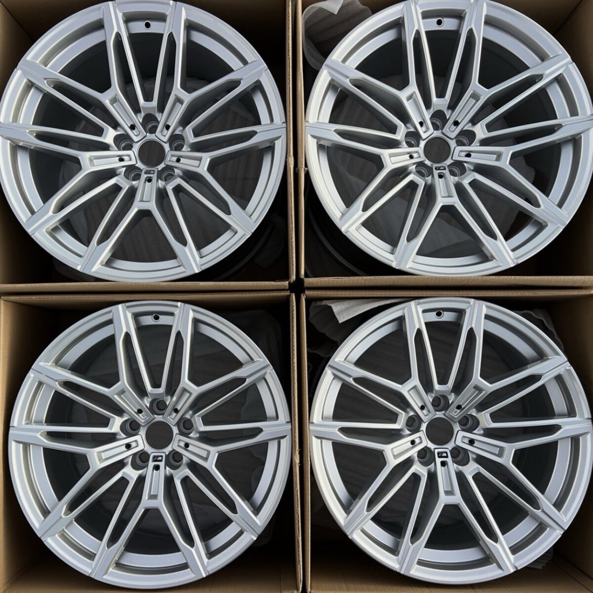 Set of FOUR BRAND NEW GENUINE OEM BMW G87 M2 2023 2024 Silver 930M Wheels Rims!