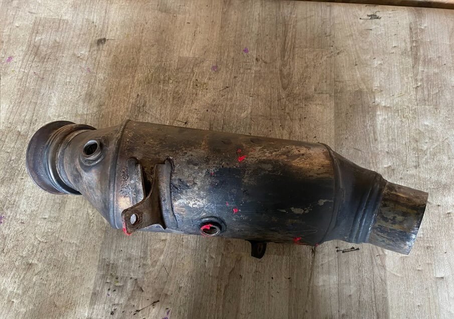 BMW OEM X5 X6 E70 E71 07-13 3.0 Engine Motor Exhuast System Downpipe Pipe - Image 3