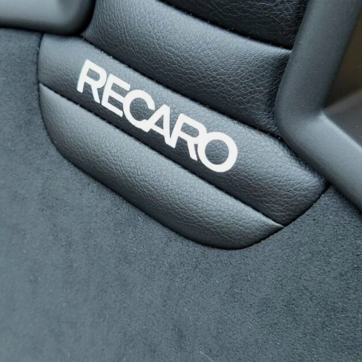 Reacaro Sporter CS Seats Vinly Leathger/ Dinamica, Brand New 410.00.1/2575