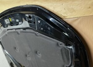 Black BMW 740i 760i 750e i7 G70 hood panel bonnet shell 23-25 OEM
